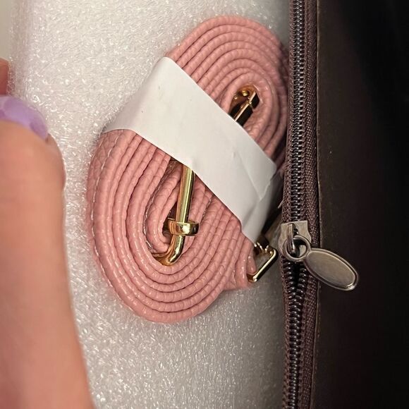 Baelberry Single Wallet Cross Body Bag - Picture 7 of 9